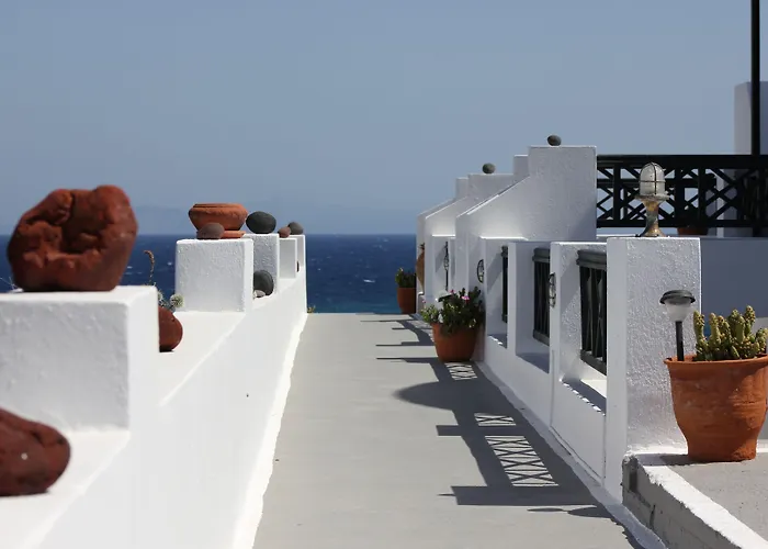 Vrachia & Hotel Koloumpos