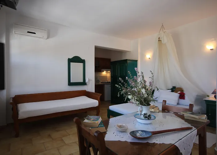 Vrachia & Otel Koloumpos