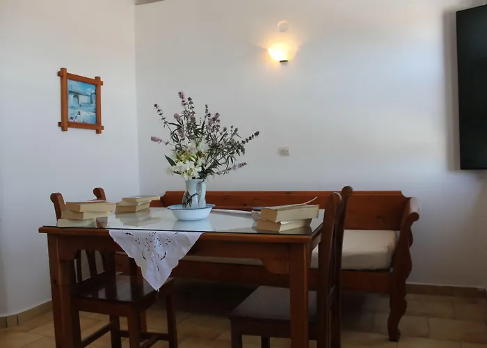 Vrachia & 2* Koloumpos